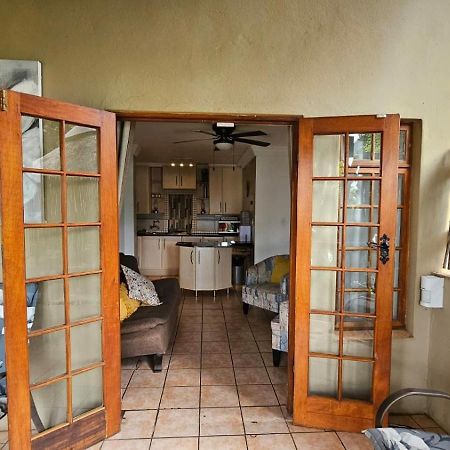 Ferienwohnung Pont De Fleur Hartbeespoort Exterior foto